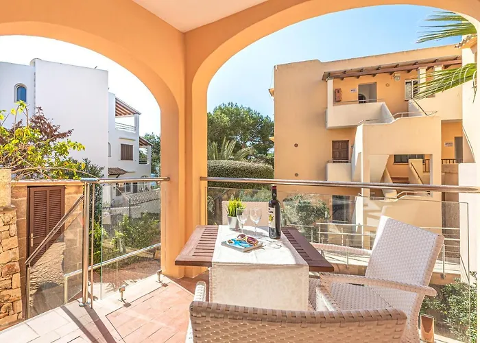 Apartamentos Playa Ferrera