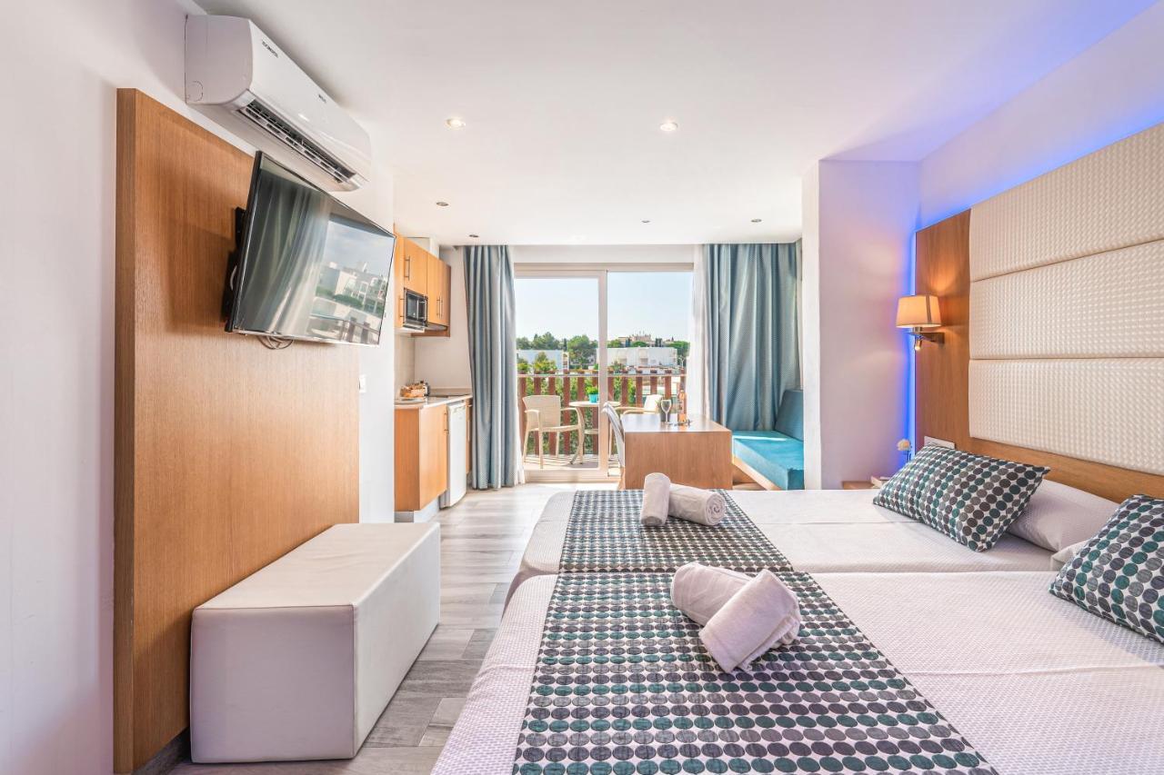 Aparthotel Playa Ferrera