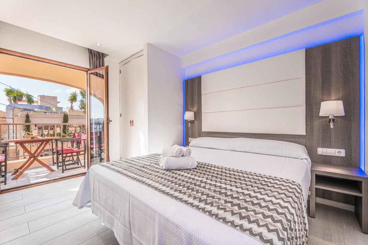 Playa Ferrera Aparthotel