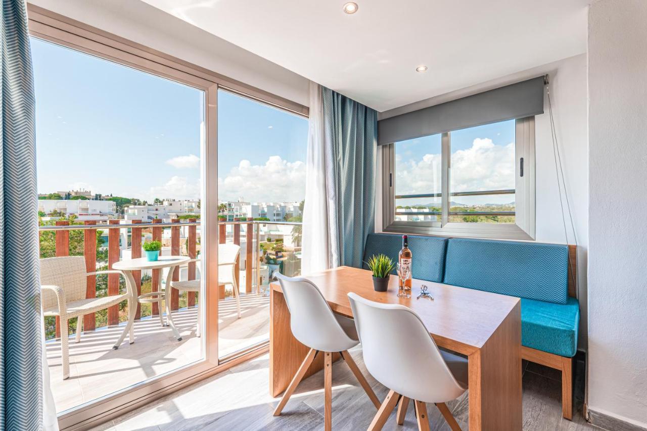 Aparthotel Playa Ferrera 3*